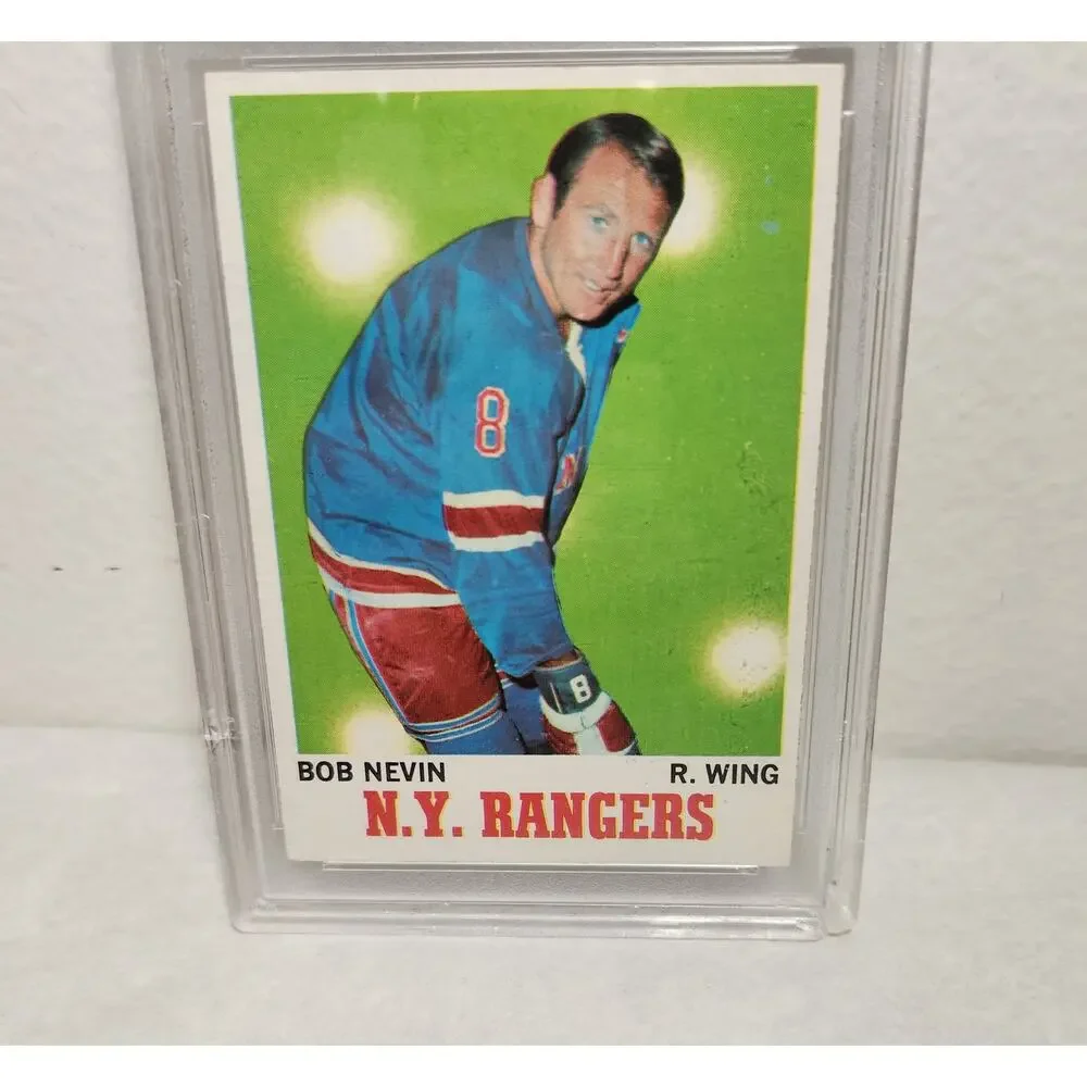 1970 Topps NHL Bob Nevin #60 N.Y. Rangers R, Wing PSA NM-MT 8